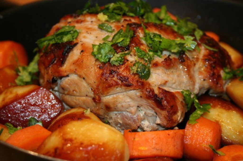 Свинина с овощами в духовке рецепты с фото простые и вкусные